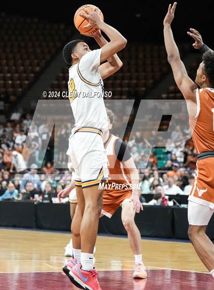 Thumbnail 2 in Mead vs Northfield (CHSAA 5A Great 8) photogallery.