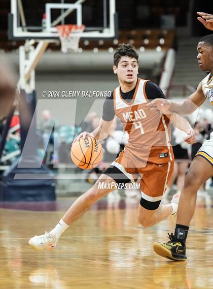 Thumbnail 2 in Mead vs Northfield (CHSAA 5A Great 8) photogallery.