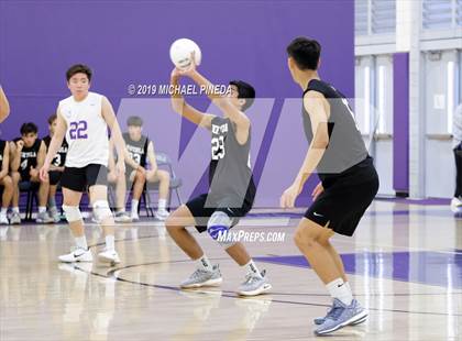 Thumbnail 2 in Cabrillo @ Portola photogallery.
