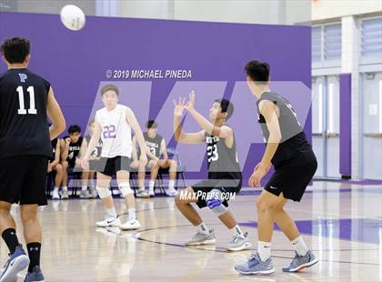 Thumbnail 1 in Cabrillo @ Portola photogallery.