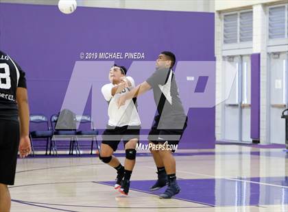 Thumbnail 1 in Cabrillo @ Portola photogallery.