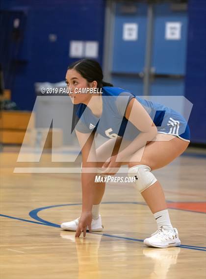 Thumbnail 2 in Northwest Christian vs Snowflake (AIA D3 Semifinal) photogallery.