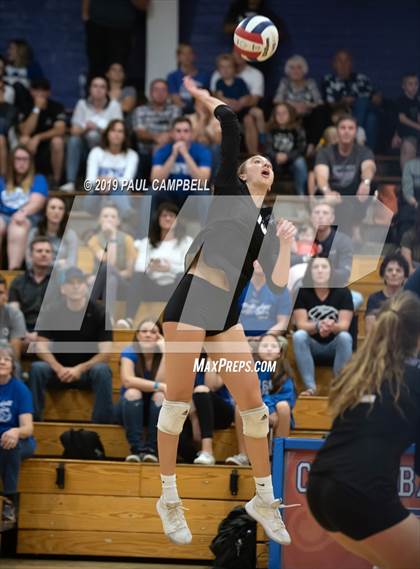Thumbnail 2 in Northwest Christian vs Snowflake (AIA D3 Semifinal) photogallery.