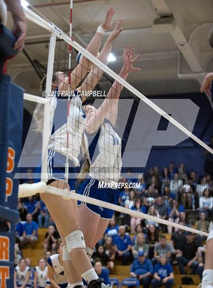 Thumbnail 1 in Northwest Christian vs Snowflake (AIA D3 Semifinal) photogallery.