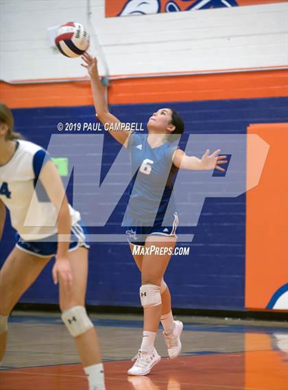 Thumbnail 2 in Northwest Christian vs Snowflake (AIA D3 Semifinal) photogallery.