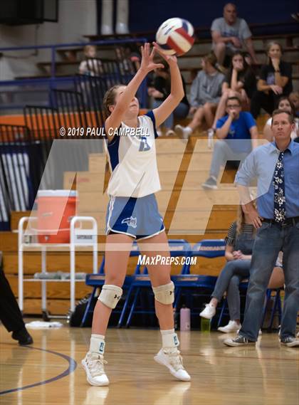 Thumbnail 2 in Northwest Christian vs Snowflake (AIA D3 Semifinal) photogallery.