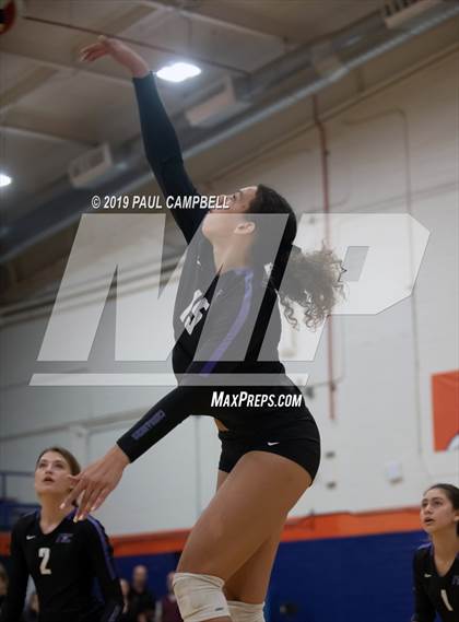 Thumbnail 2 in Northwest Christian vs Snowflake (AIA D3 Semifinal) photogallery.