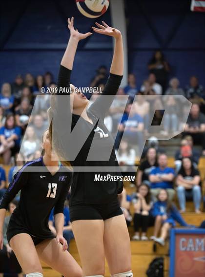 Thumbnail 3 in Northwest Christian vs Snowflake (AIA D3 Semifinal) photogallery.