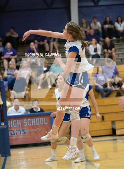 Thumbnail 3 in Northwest Christian vs Snowflake (AIA D3 Semifinal) photogallery.