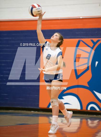 Thumbnail 2 in Northwest Christian vs Snowflake (AIA D3 Semifinal) photogallery.