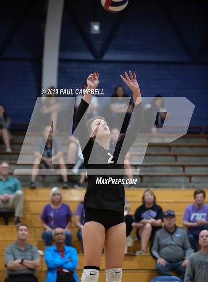 Thumbnail 2 in Northwest Christian vs Snowflake (AIA D3 Semifinal) photogallery.