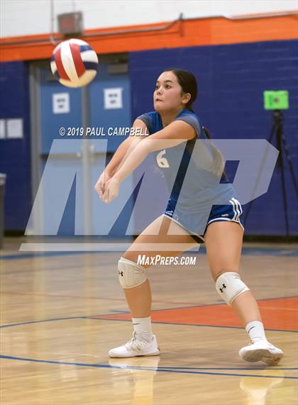 Thumbnail 2 in Northwest Christian vs Snowflake (AIA D3 Semifinal) photogallery.