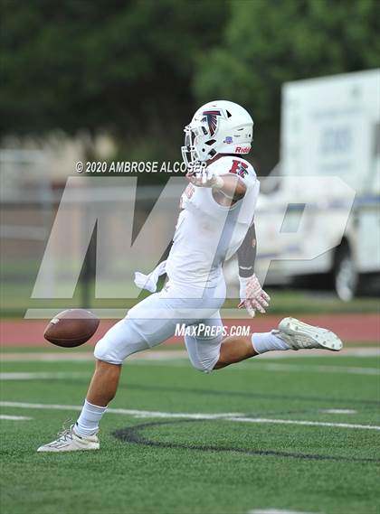 Thumbnail 2 in Hargrave @ Stafford photogallery.