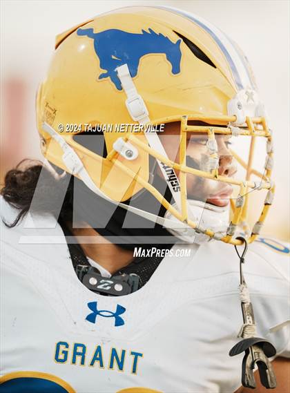 Thumbnail 2 in Grant @ Pacifica (CIF Division 2-AA State Final) photogallery.