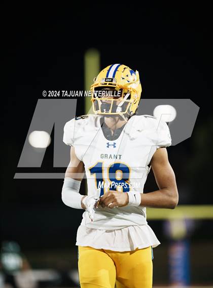 Thumbnail 2 in Grant @ Pacifica (CIF Division 2-AA State Final) photogallery.