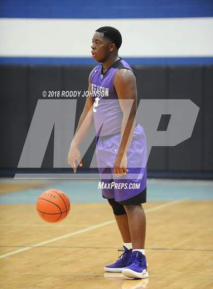 Thumbnail 1 in La Porte vs. Angleton (Texas McDonald's Invitatonal) photogallery.
