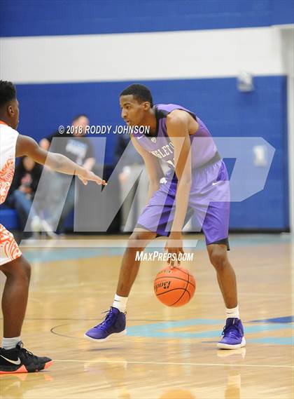 Thumbnail 2 in La Porte vs. Angleton (Texas McDonald's Invitatonal) photogallery.