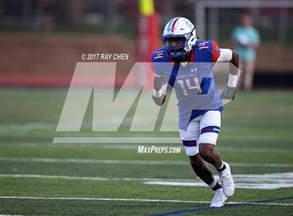Thumbnail 2 in Regis Jesuit @ Cherry Creek photogallery.