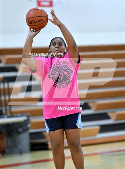Thumbnail 2 in JV: Highland Regional @ Delsea photogallery.
