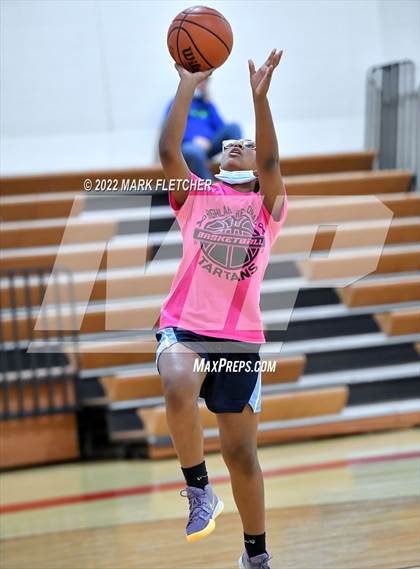 Thumbnail 3 in JV: Highland Regional @ Delsea photogallery.