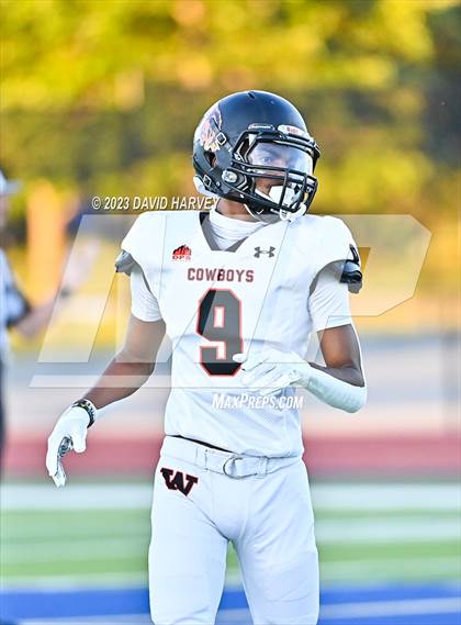 Thumbnail 3 in Denver West vs Lincoln photogallery.
