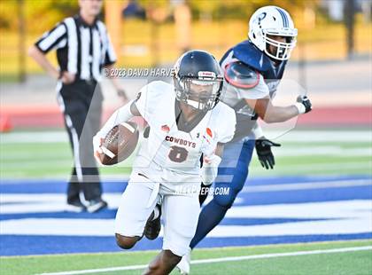 Thumbnail 3 in Denver West vs Lincoln photogallery.