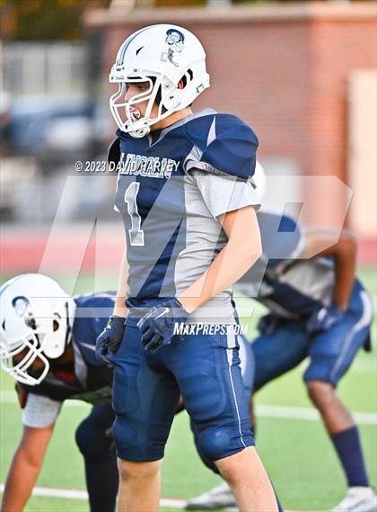 Thumbnail 3 in Denver West vs Lincoln photogallery.