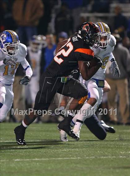 Thumbnail 3 in Corsicana vs. Aledo (4A Division ll Semifinal) photogallery.