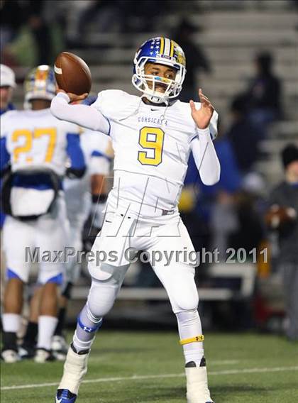 Thumbnail 3 in Corsicana vs. Aledo (4A Division ll Semifinal) photogallery.