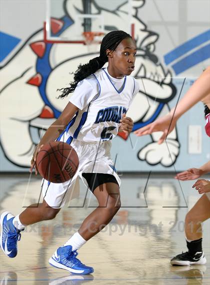 Thumbnail 1 in McClatchy vs. Capital Christian (Lady Bulldog Winter Classic) photogallery.