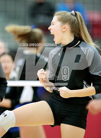 Thumbnail 3 in Plano West vs Guyer (UIL 6A Quarterfinal Playoff) photogallery.