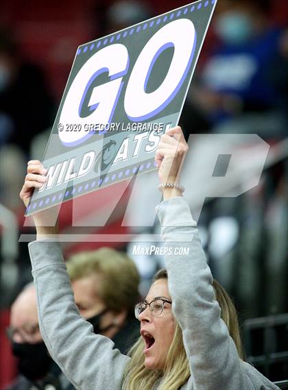 Thumbnail 2 in Plano West vs Guyer (UIL 6A Quarterfinal Playoff) photogallery.