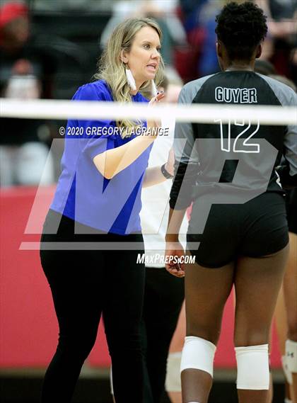 Thumbnail 3 in Plano West vs Guyer (UIL 6A Quarterfinal Playoff) photogallery.