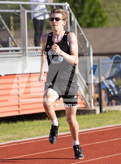 Thumbnail 2 in Weatherford Eagle Invitational (Track Events) photogallery.