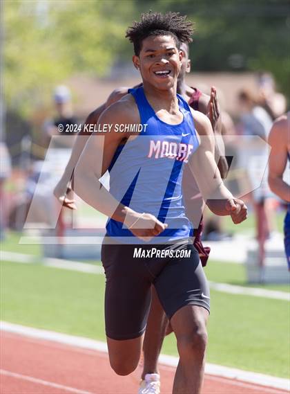 Thumbnail 1 in Weatherford Eagle Invitational (Track Events) photogallery.