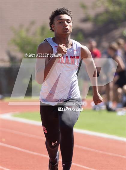 Thumbnail 1 in Weatherford Eagle Invitational (Track Events) photogallery.
