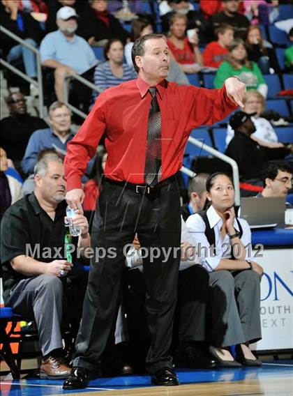 Thumbnail 1 in Mater Dei vs. Long Beach Poly (CIF D1 SoCal Regional Final) photogallery.