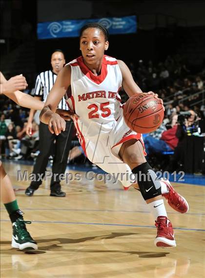 Thumbnail 1 in Mater Dei vs. Long Beach Poly (CIF D1 SoCal Regional Final) photogallery.
