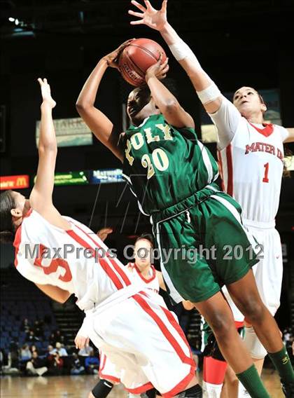 Thumbnail 1 in Mater Dei vs. Long Beach Poly (CIF D1 SoCal Regional Final) photogallery.