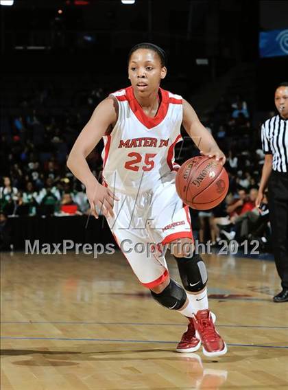 Thumbnail 3 in Mater Dei vs. Long Beach Poly (CIF D1 SoCal Regional Final) photogallery.
