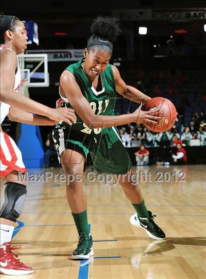 Thumbnail 1 in Mater Dei vs. Long Beach Poly (CIF D1 SoCal Regional Final) photogallery.
