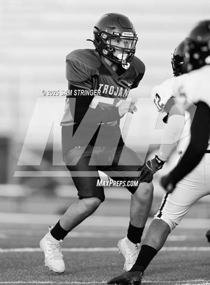 Thumbnail 1 in FR: Hayward @ Castro Valley photogallery.