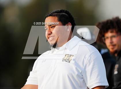 Thumbnail 1 in FR: Hayward @ Castro Valley photogallery.