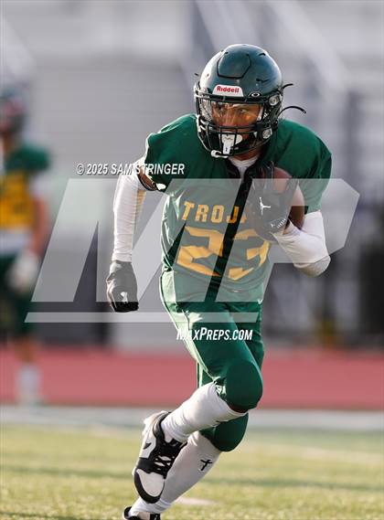 Thumbnail 3 in FR: Hayward @ Castro Valley photogallery.