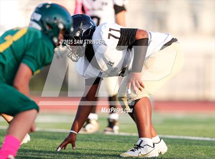 Thumbnail 1 in FR: Hayward @ Castro Valley photogallery.