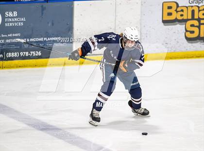 Thumbnail 1 in Yarmouth/Freeport vs. Cheverus/Kennebunk/OldOrchard/Windham (MPA State Final) photogallery.
