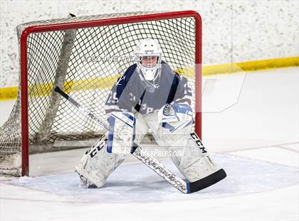 Thumbnail 2 in Yarmouth/Freeport vs. Cheverus/Kennebunk/OldOrchard/Windham (MPA State Final) photogallery.