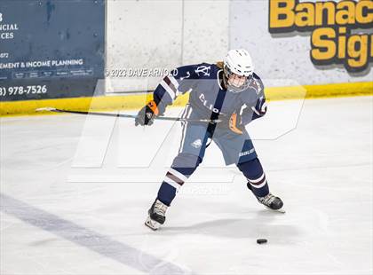 Thumbnail 2 in Yarmouth/Freeport vs. Cheverus/Kennebunk/OldOrchard/Windham (MPA State Final) photogallery.