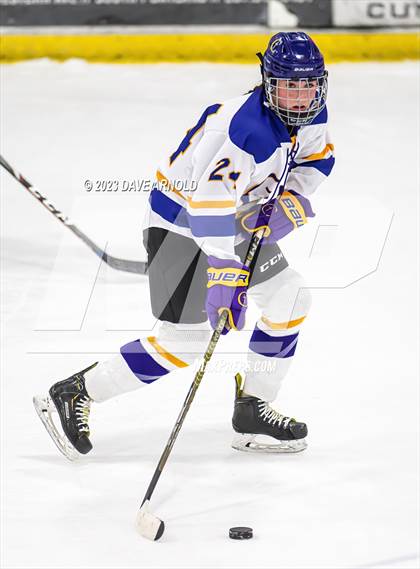 Thumbnail 2 in Yarmouth/Freeport vs. Cheverus/Kennebunk/OldOrchard/Windham (MPA State Final) photogallery.