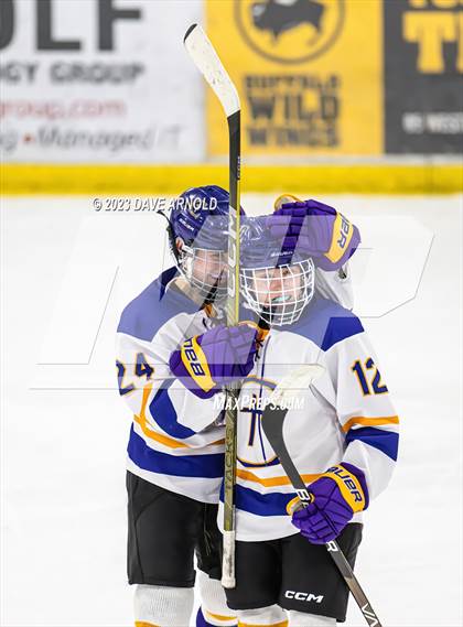 Thumbnail 1 in Yarmouth/Freeport vs. Cheverus/Kennebunk/OldOrchard/Windham (MPA State Final) photogallery.